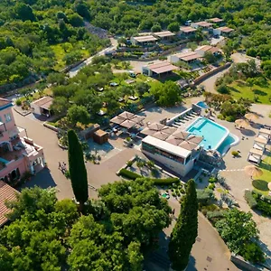 Nyaraló Holiday Homes Kanajt